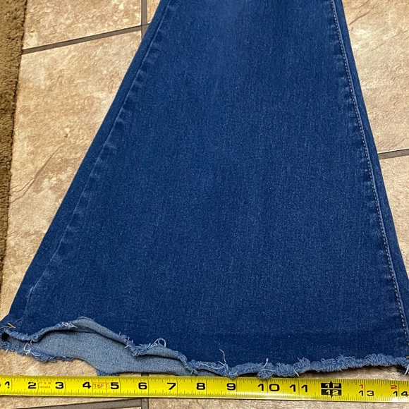 Dark Blue Distressed Flare Size 26-28 Jeans - Picture 7 of 11